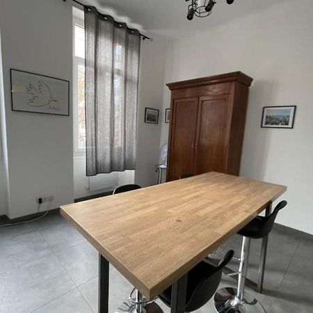 Charming Apartment In The Old Port Марсель Экстерьер фото